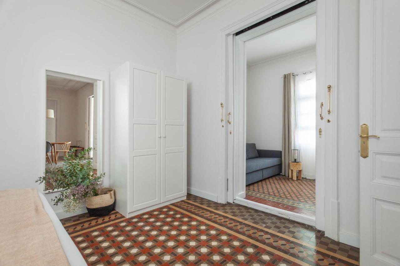 Flateli Pelayo H5 Apartment Барселона Екстериор снимка