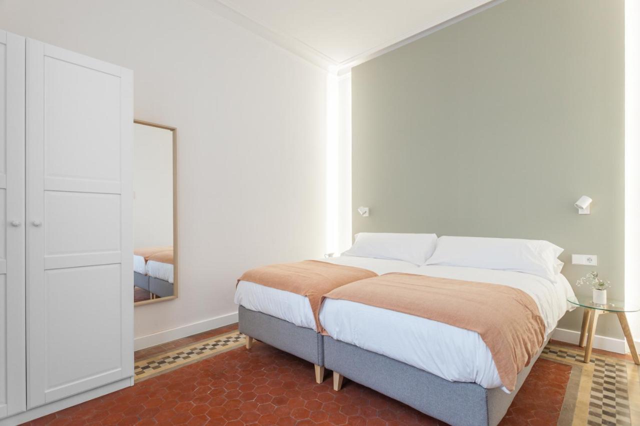 Flateli Pelayo H5 Apartment Барселона Екстериор снимка